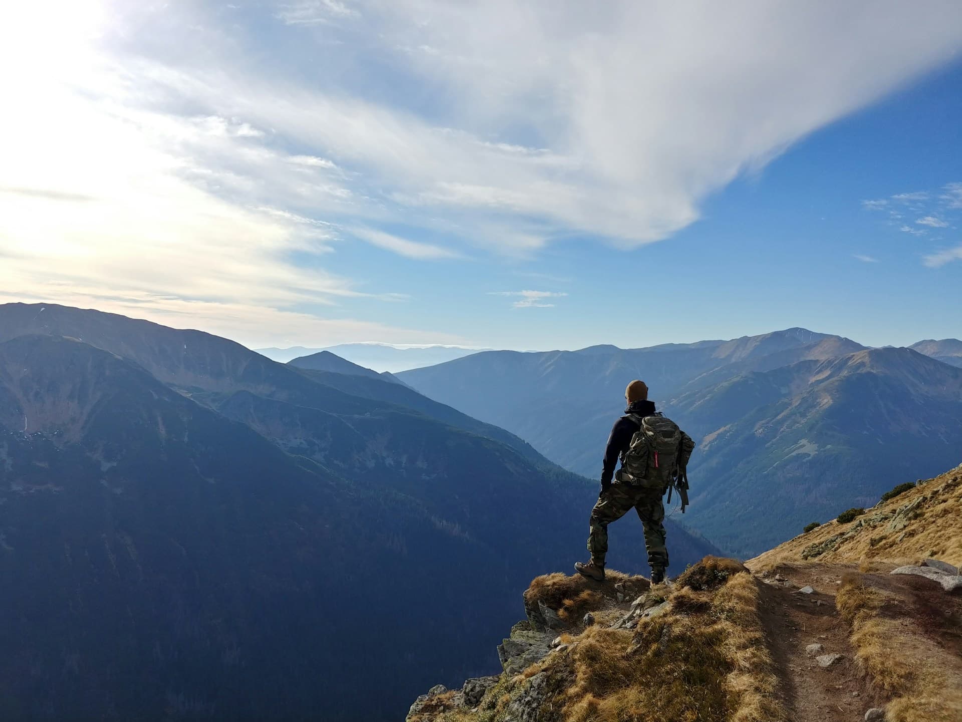 Scaling a 40-person expatriate program without compliance drift